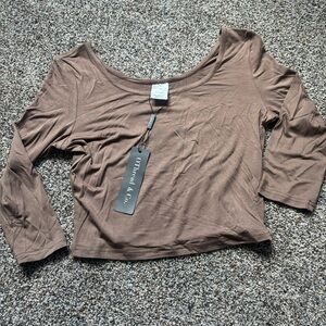 Women's Brown crop top nwt size small